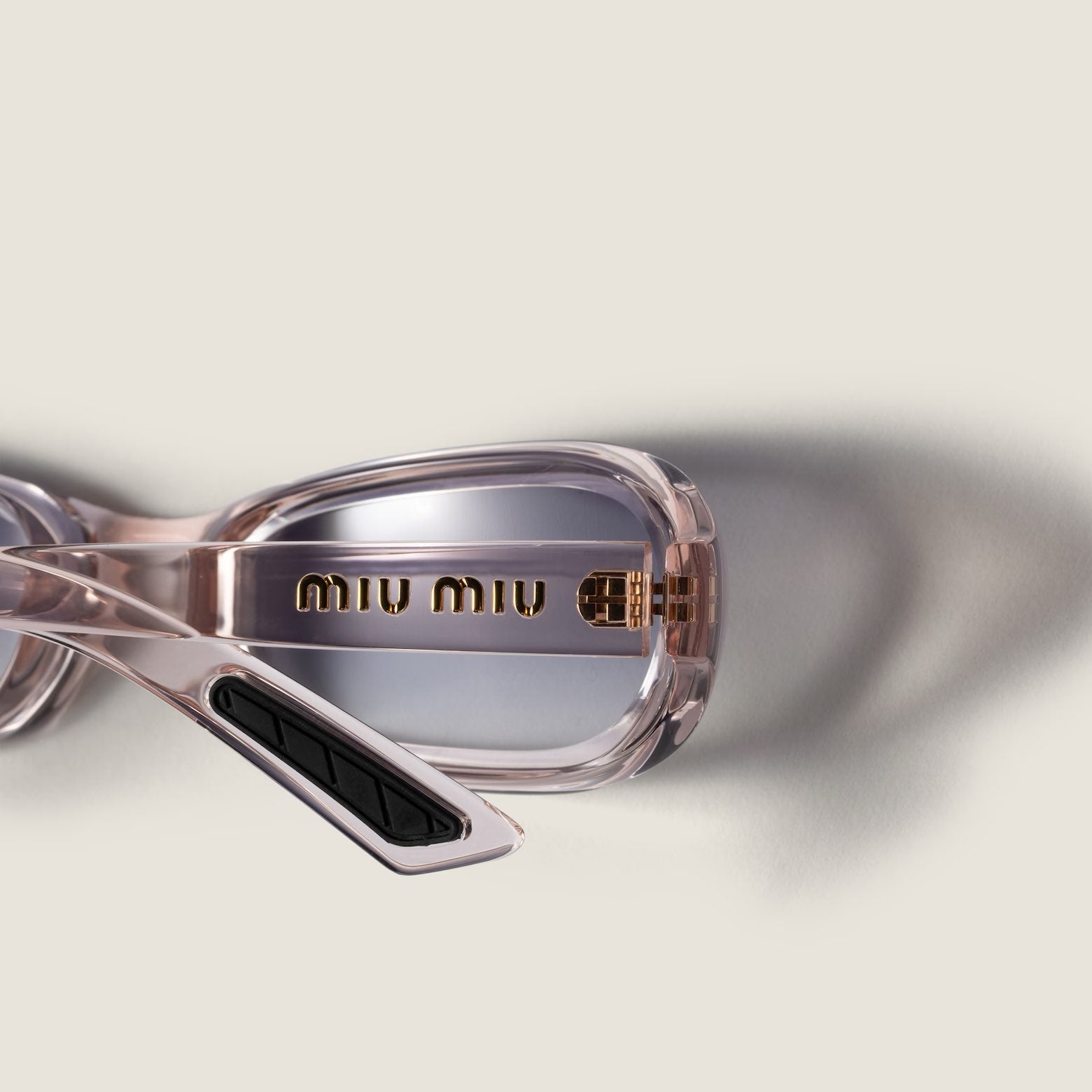 MIU MIU RUNWAY