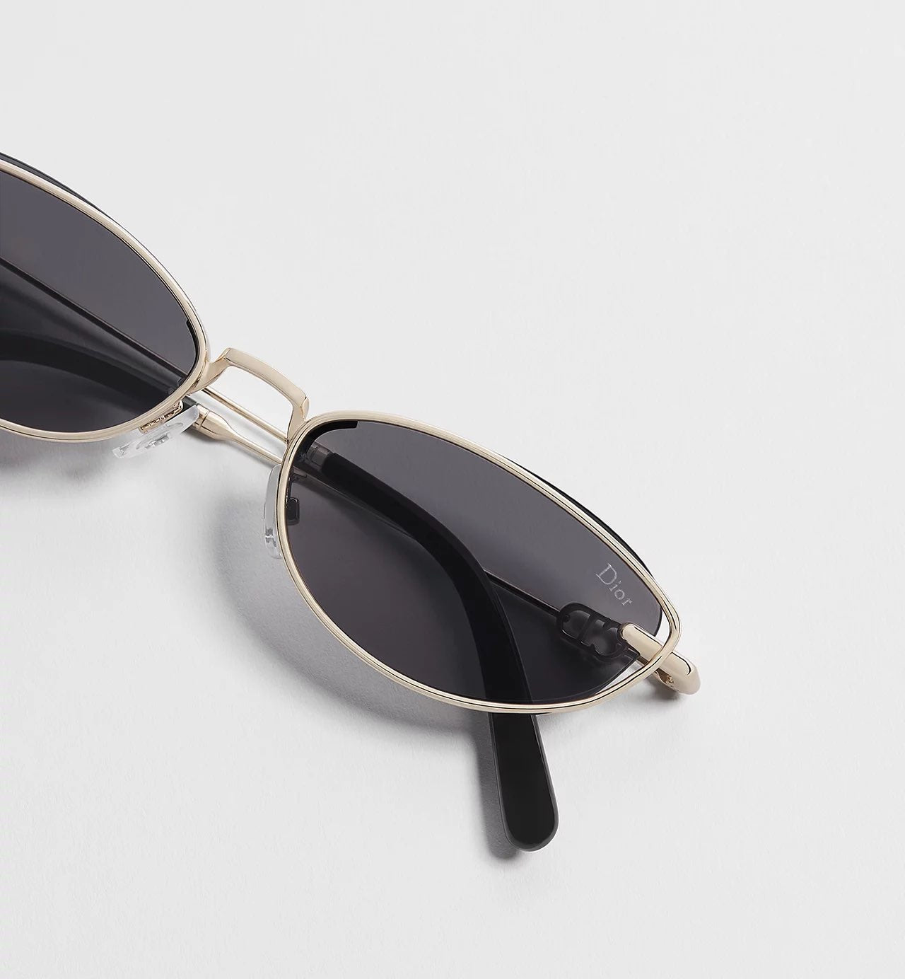 DIOR OVALES RELIEF